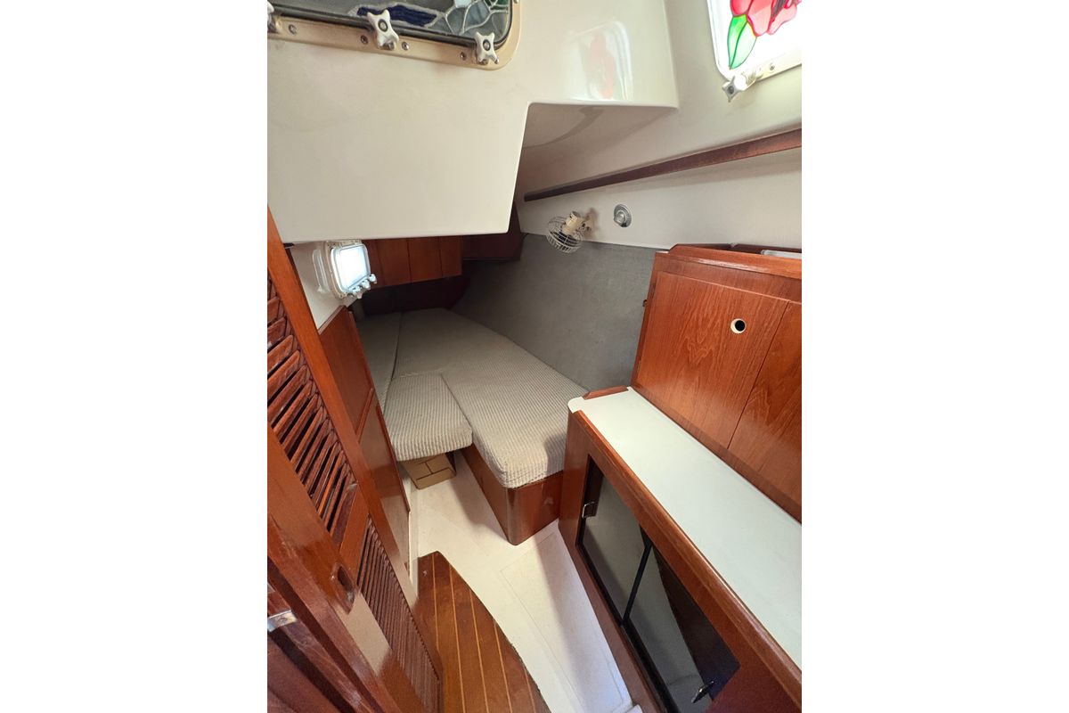 1984 Hunter 34