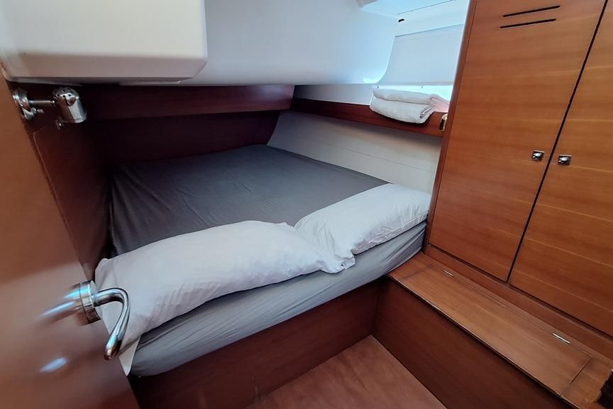 2016 Dufour 460 Grand Large
