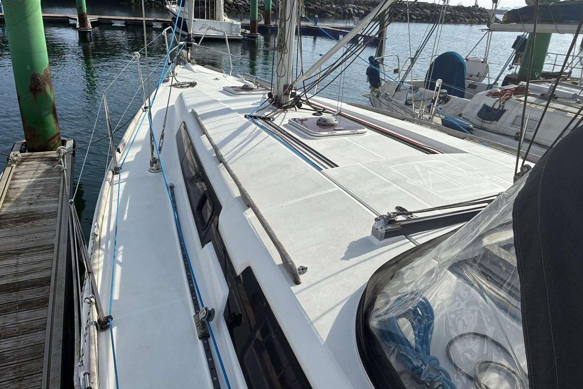 2011 Dufour 375 Grand Large