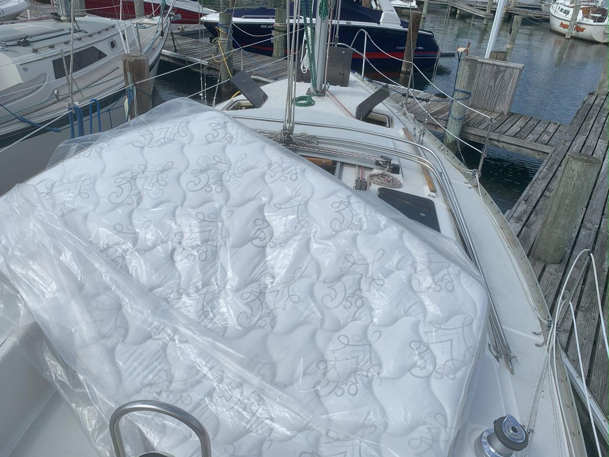 1991 Hunter 30