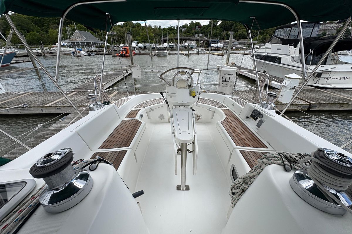 2003 Beneteau 423