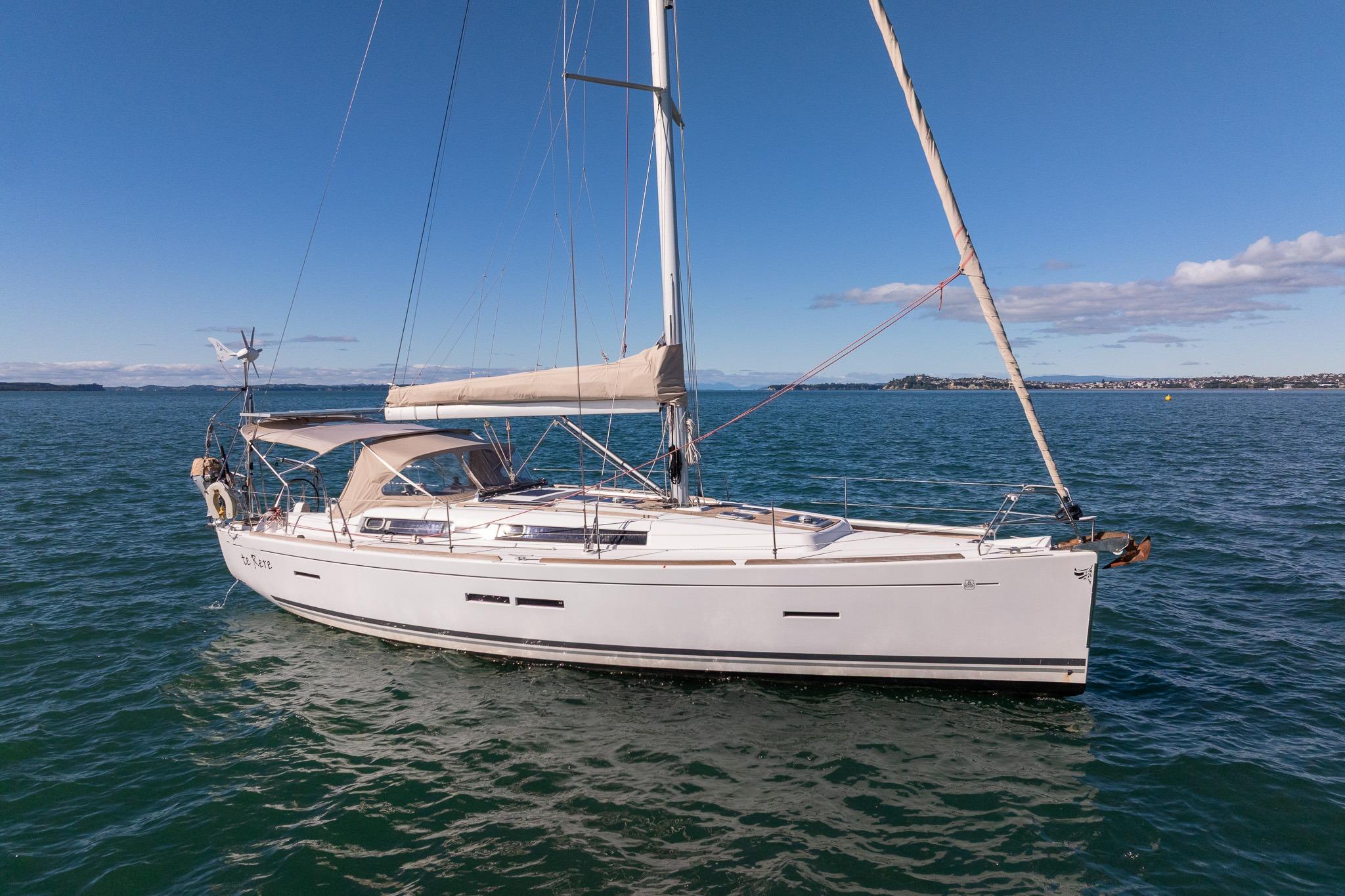 2011 Dufour 405 GL