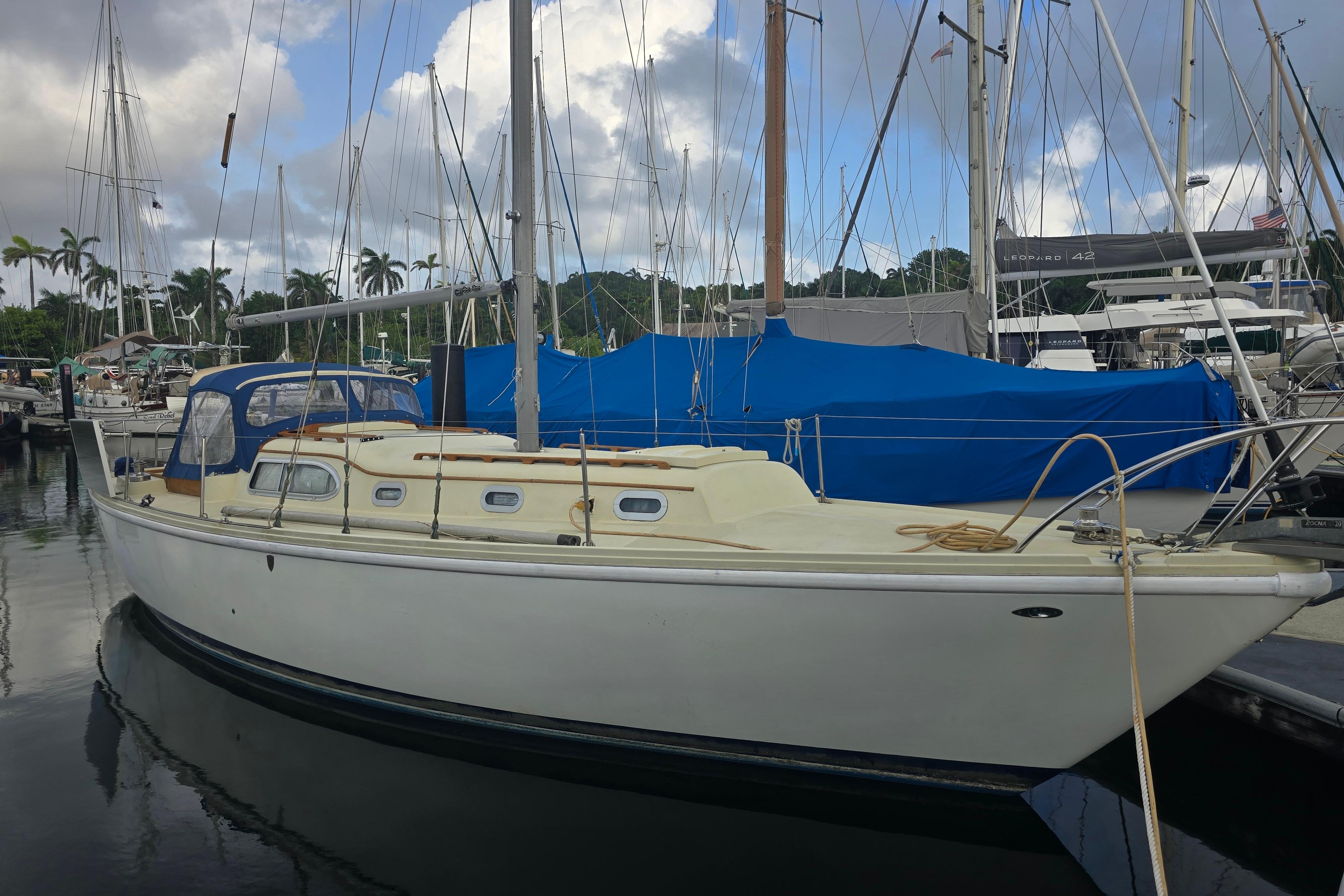 1969 Columbia 36 for sale in Cristóbal, Panama
