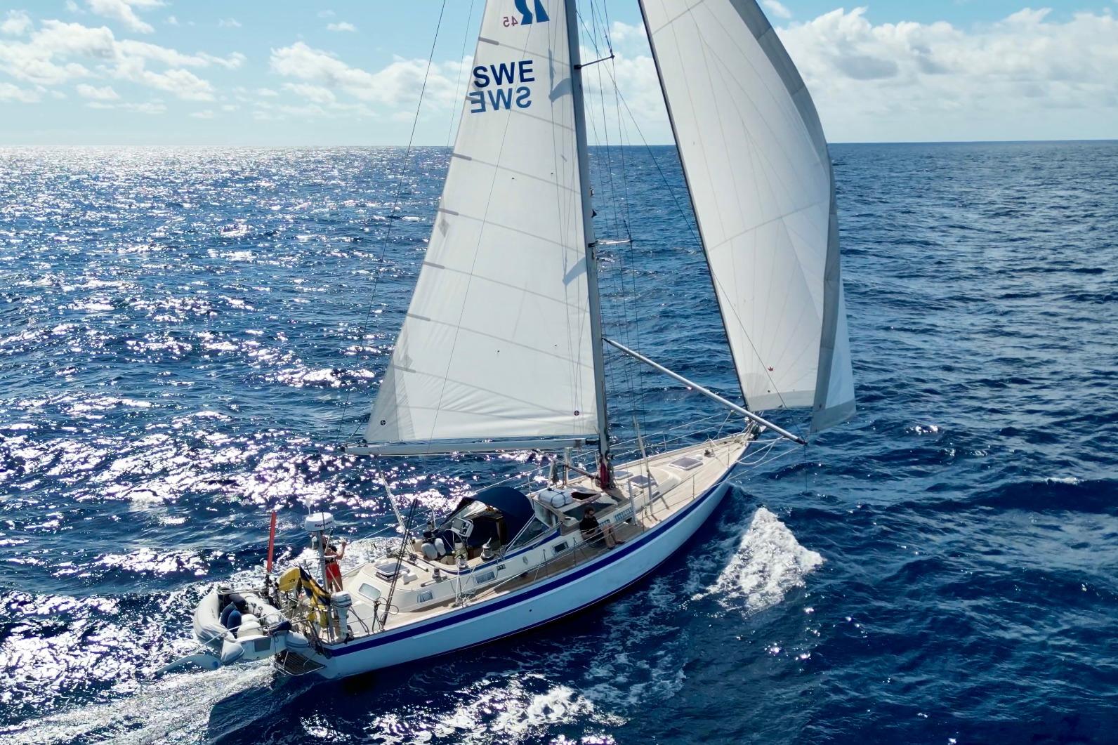 1990 Hallberg-Rassy 45 for sale in Nouméa, New Caledonia