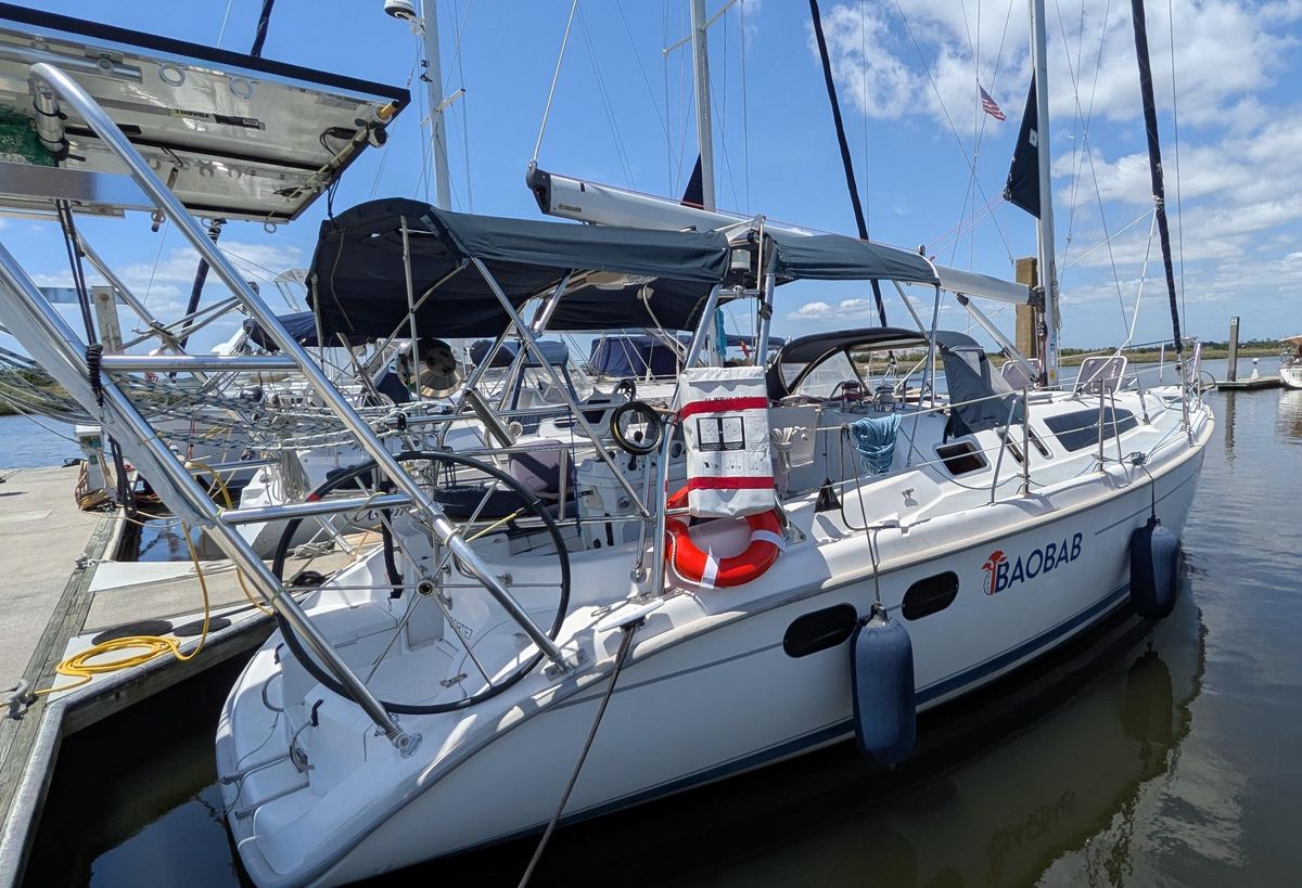 2001 Hunter 380