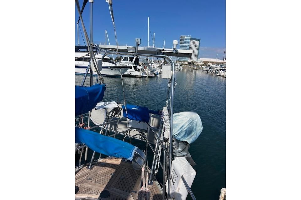 1987 Tayana Vancouver 42