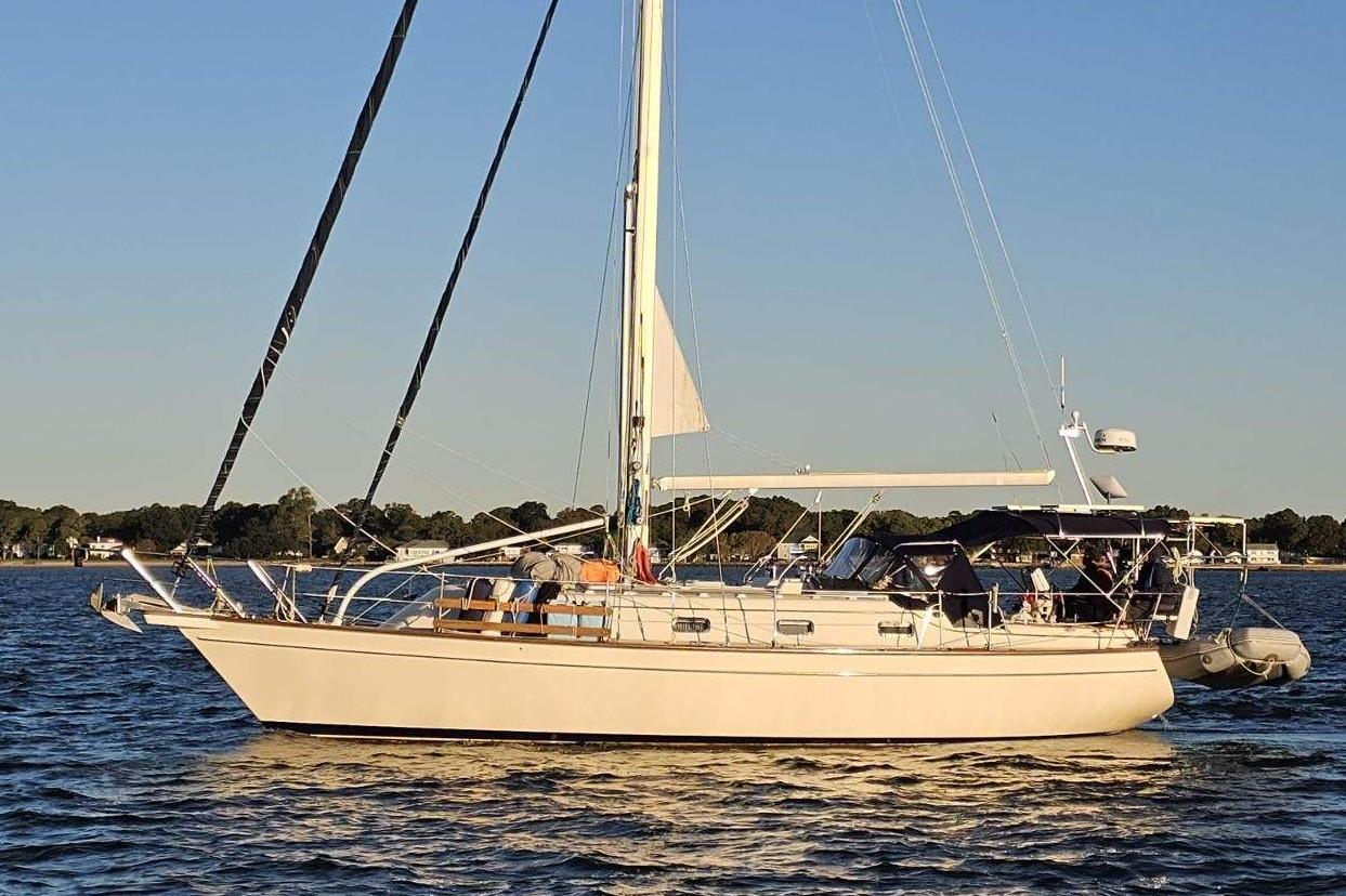 2001 Island Packet 380 for sale in Solomons, Maryland