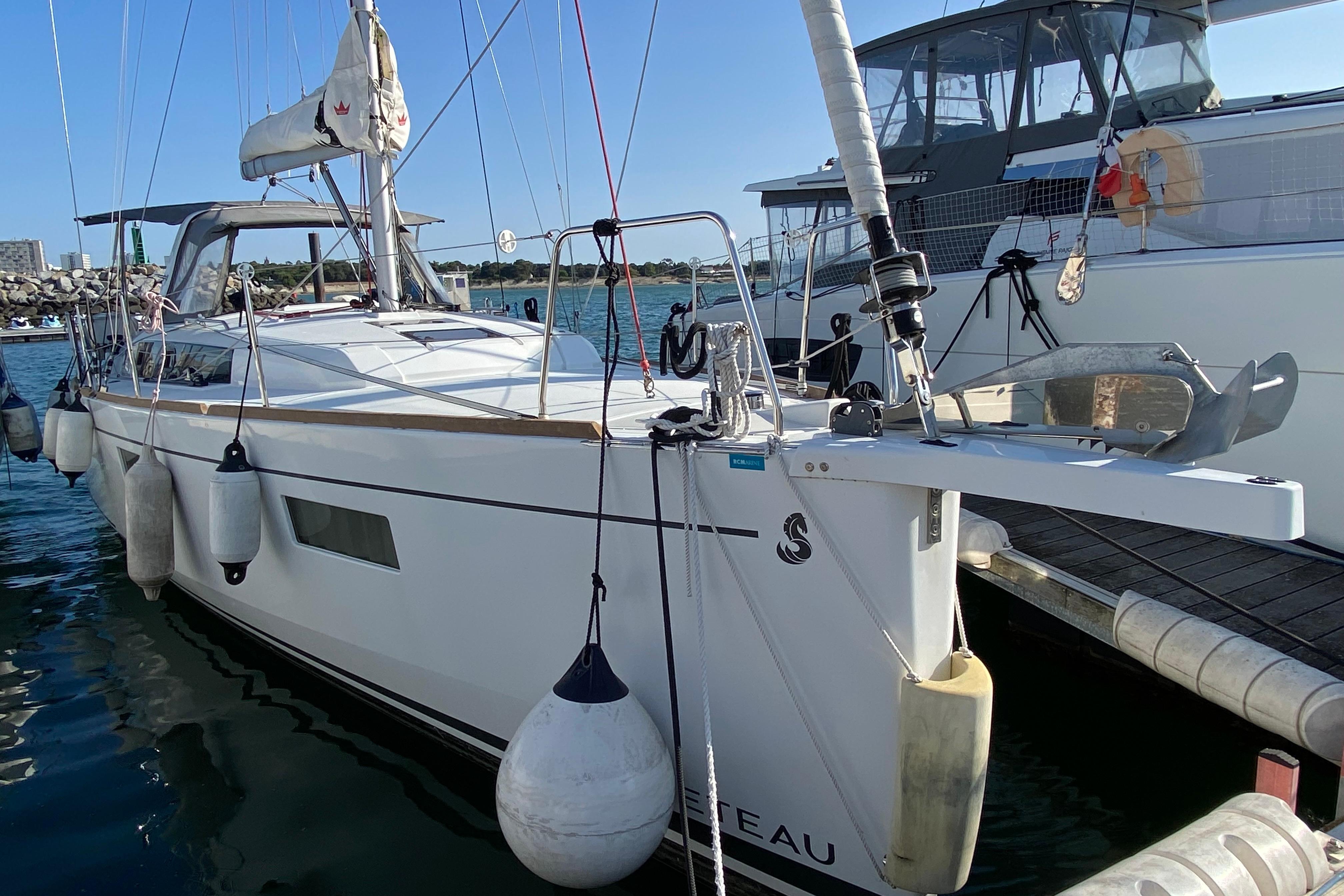2023 Beneteau Oceanis 38.1 for sale in La Rochelle, Charente-Maritime, France