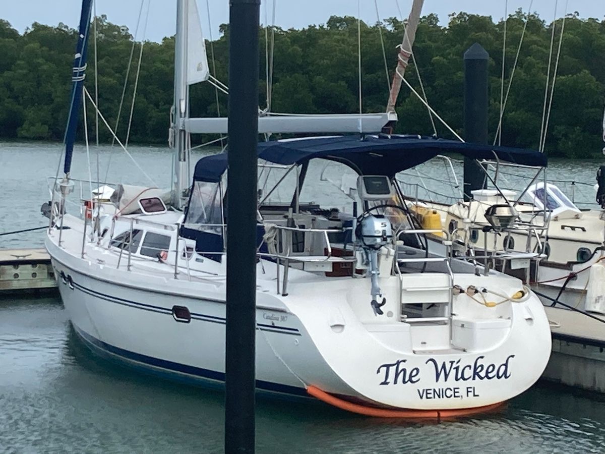 2007 Catalina 387