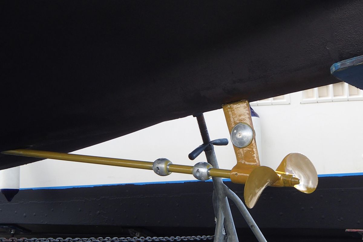 1985 Beneteau First 375