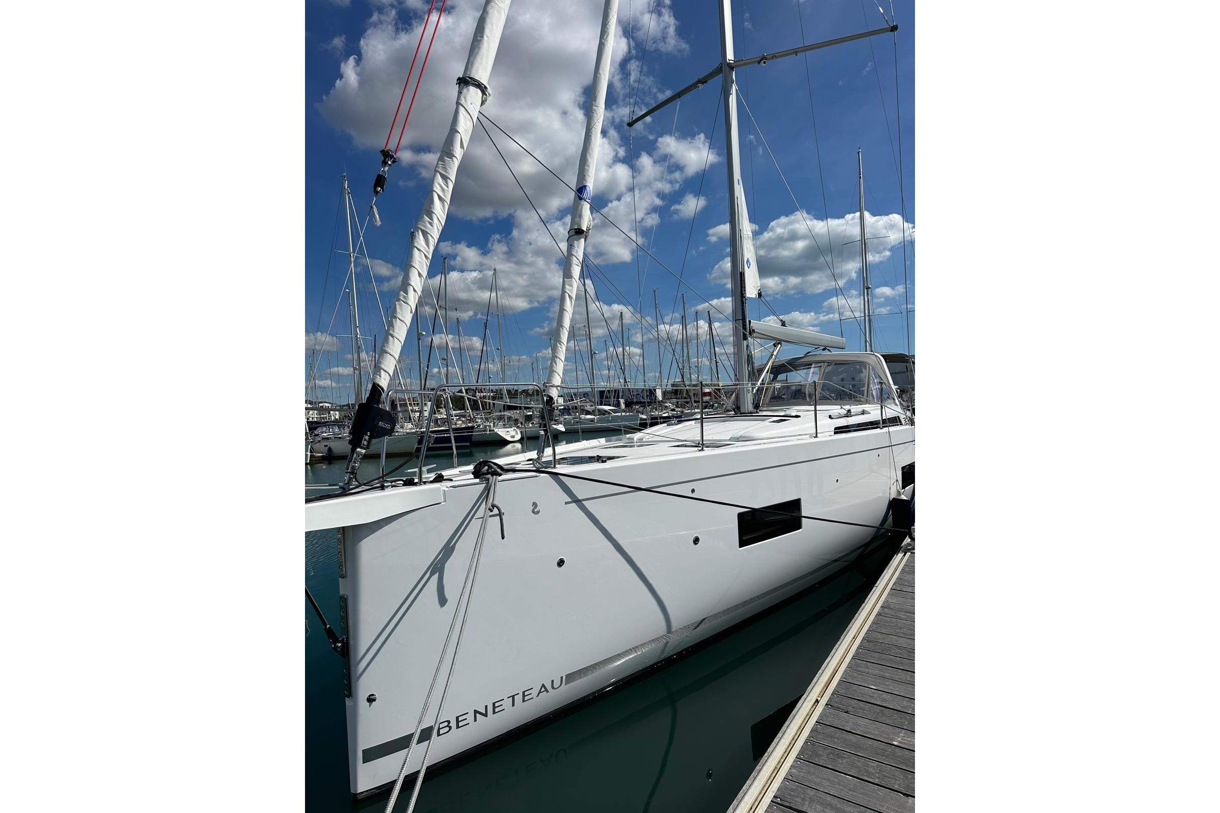 2024 Beneteau Oceanis Yacht 54 for sale in Ajaccio, Corse, France
