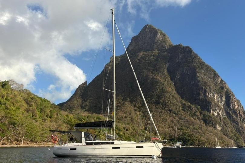 2012 Beneteau Oceanis 41 for sale in Le Marin, Martinique 41 ft