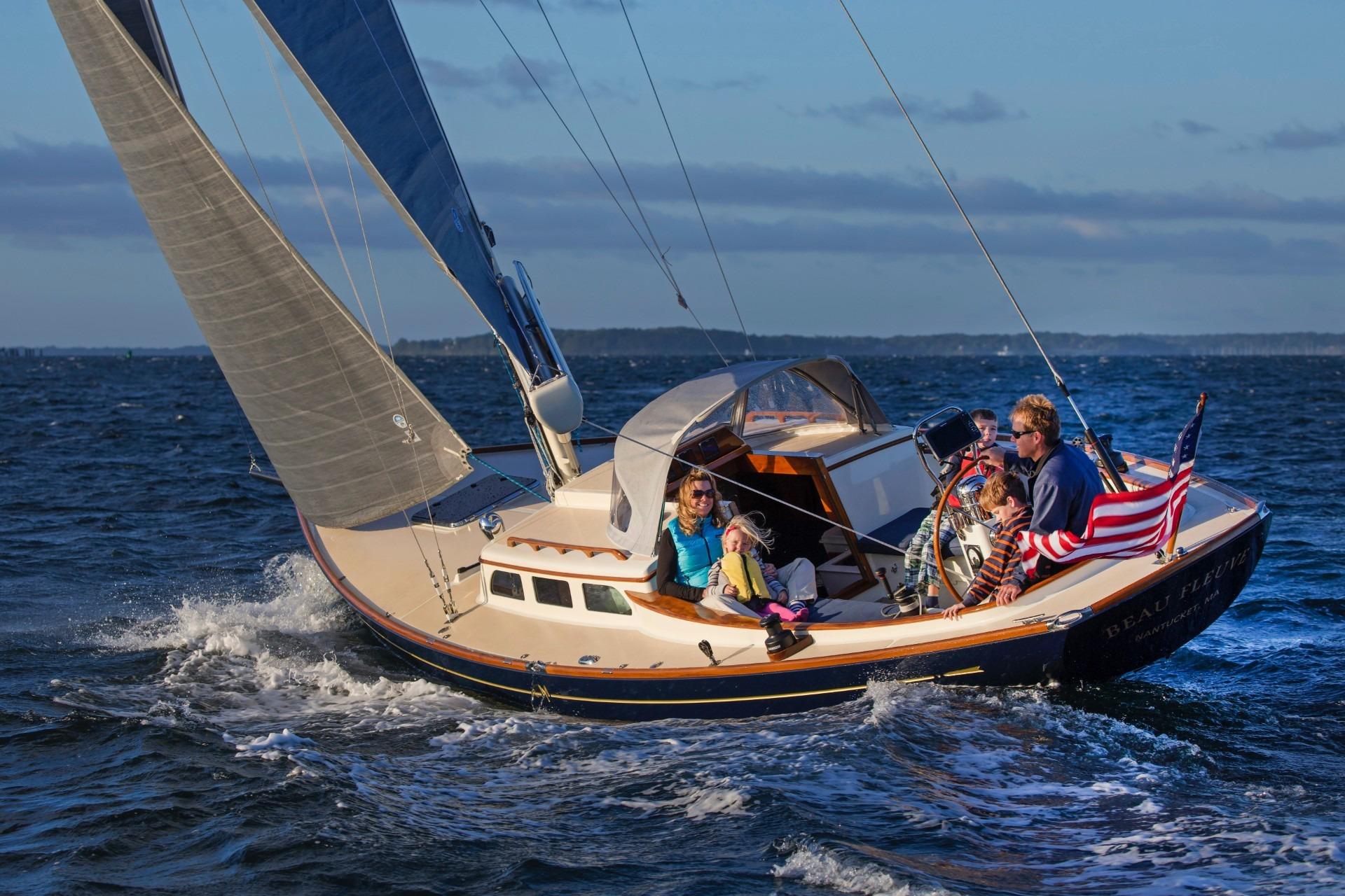 2016 Morris M36x for sale in Stonington, Connecticut