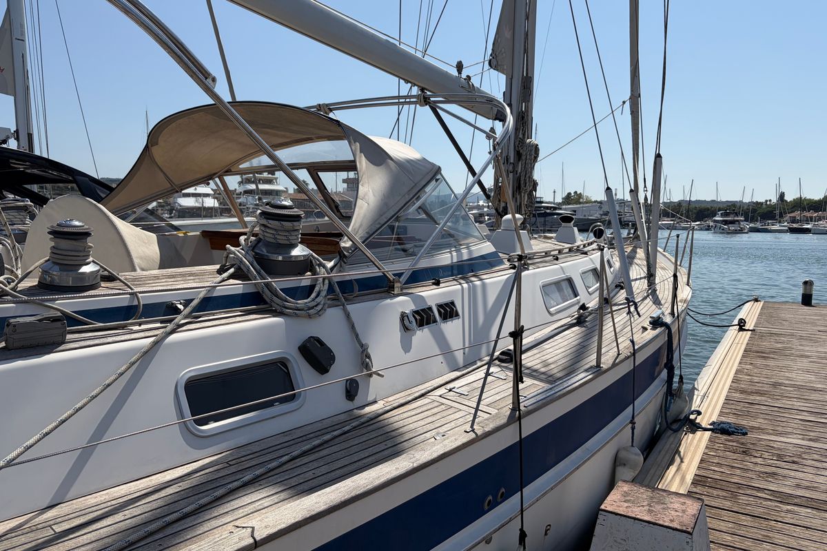 2004 Hallberg-Rassy 53