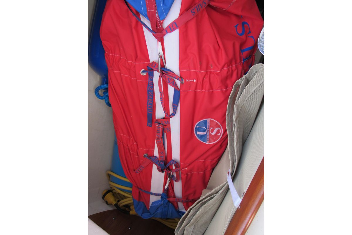 2006 Marlow-Hunter 36