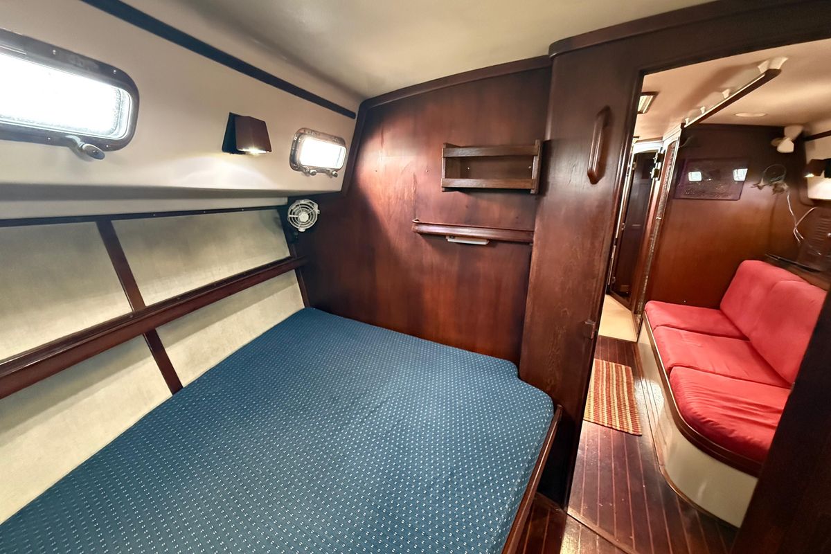 1994 Island Packet 40
