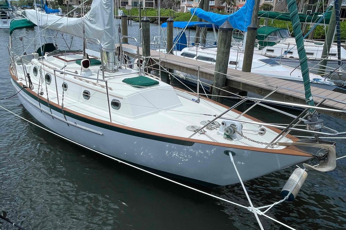 1987 Pacific Seacraft 34