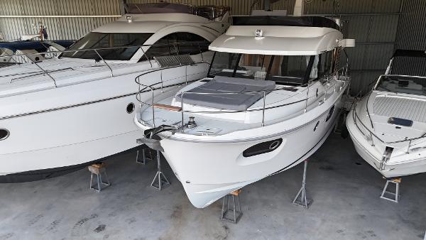 2024 Beneteau Swift Trawler 41 Fly