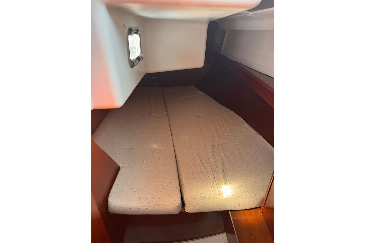 2004 Beneteau First 36.7