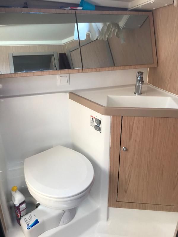 2018 Beneteau Oceanis 41.1
