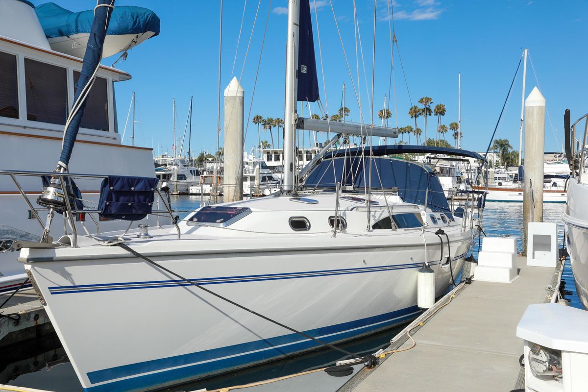 2010 Catalina 375