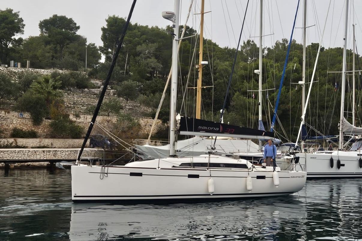 2015 Salona 33 Boats