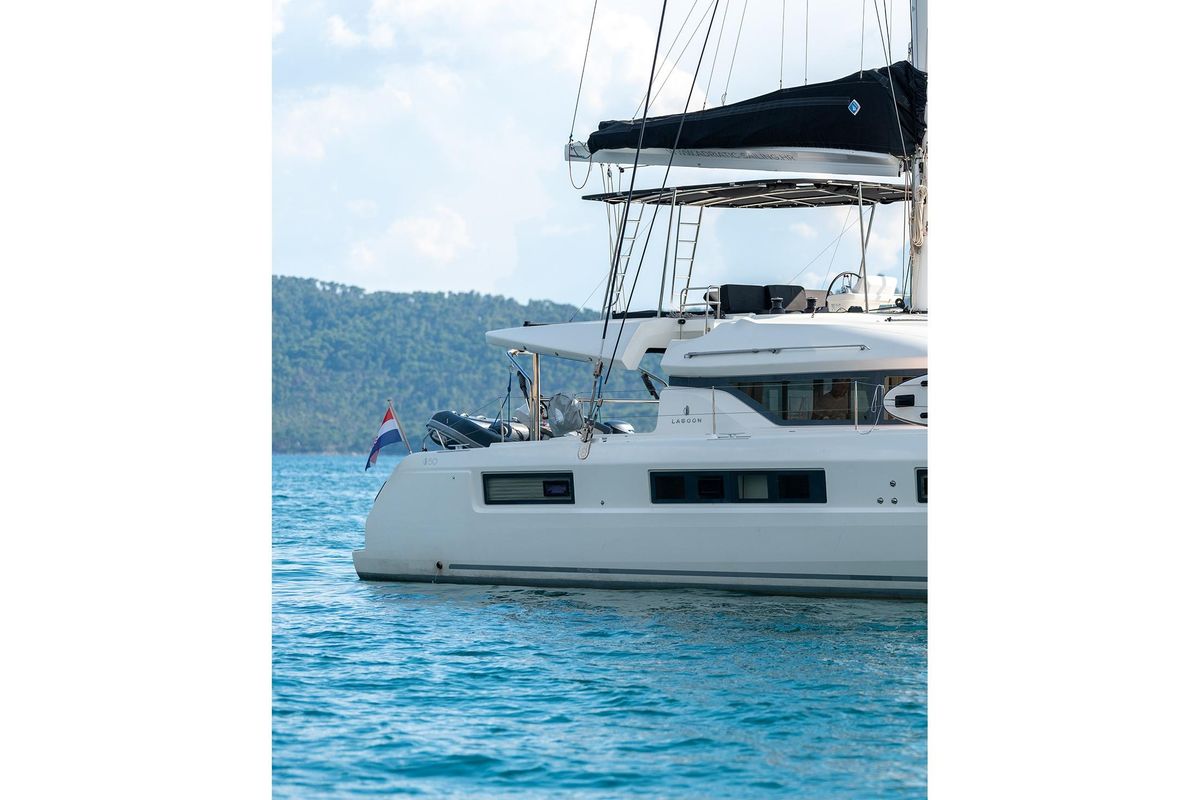 2019 Lagoon 50