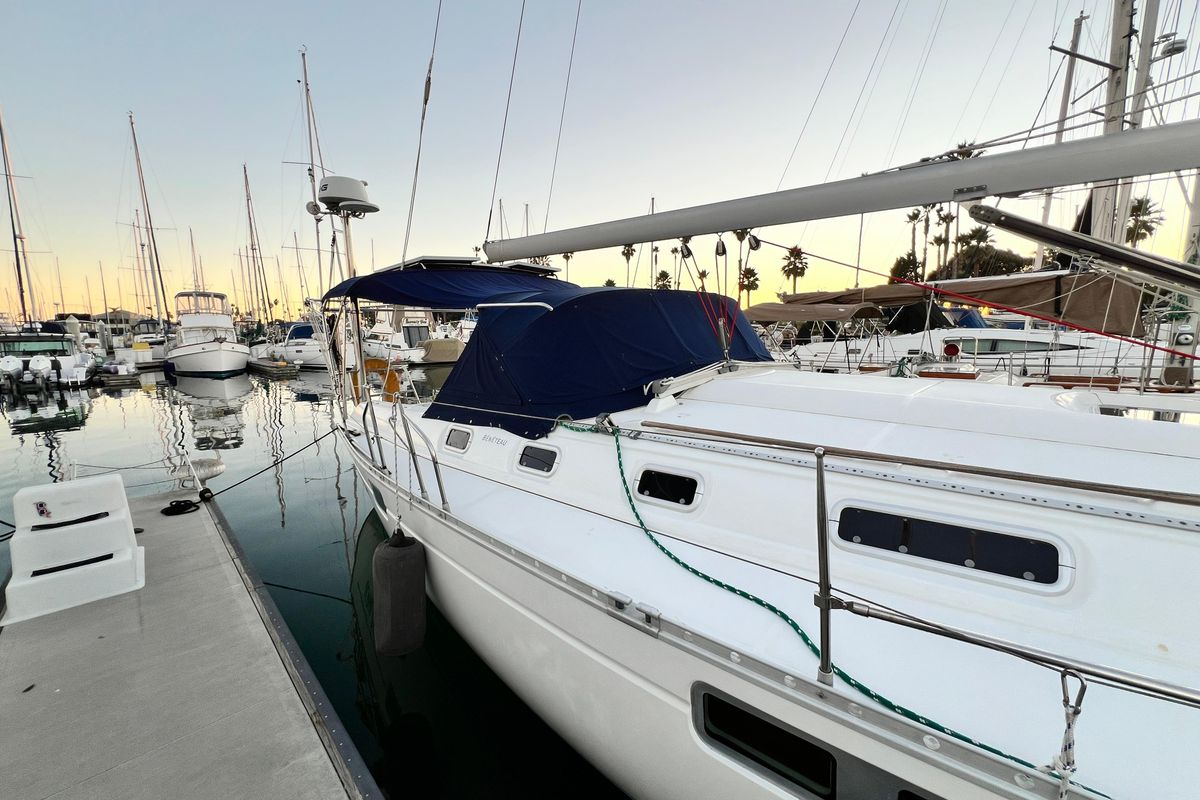 1993 Beneteau Oceanis 440 Boats