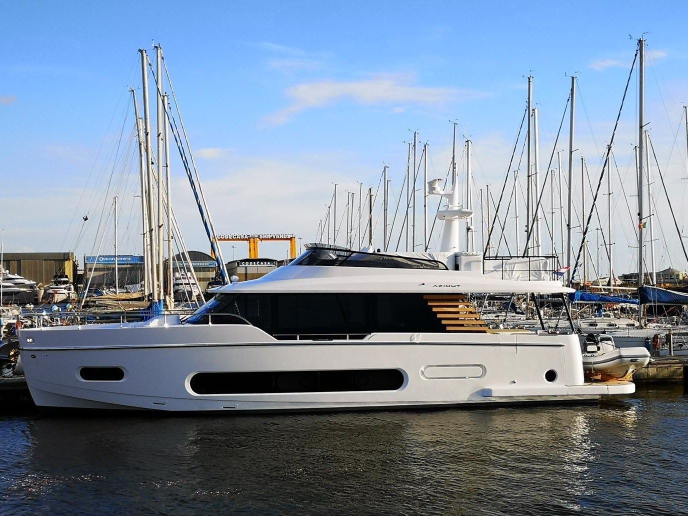 2025 Azimut Magellano 60