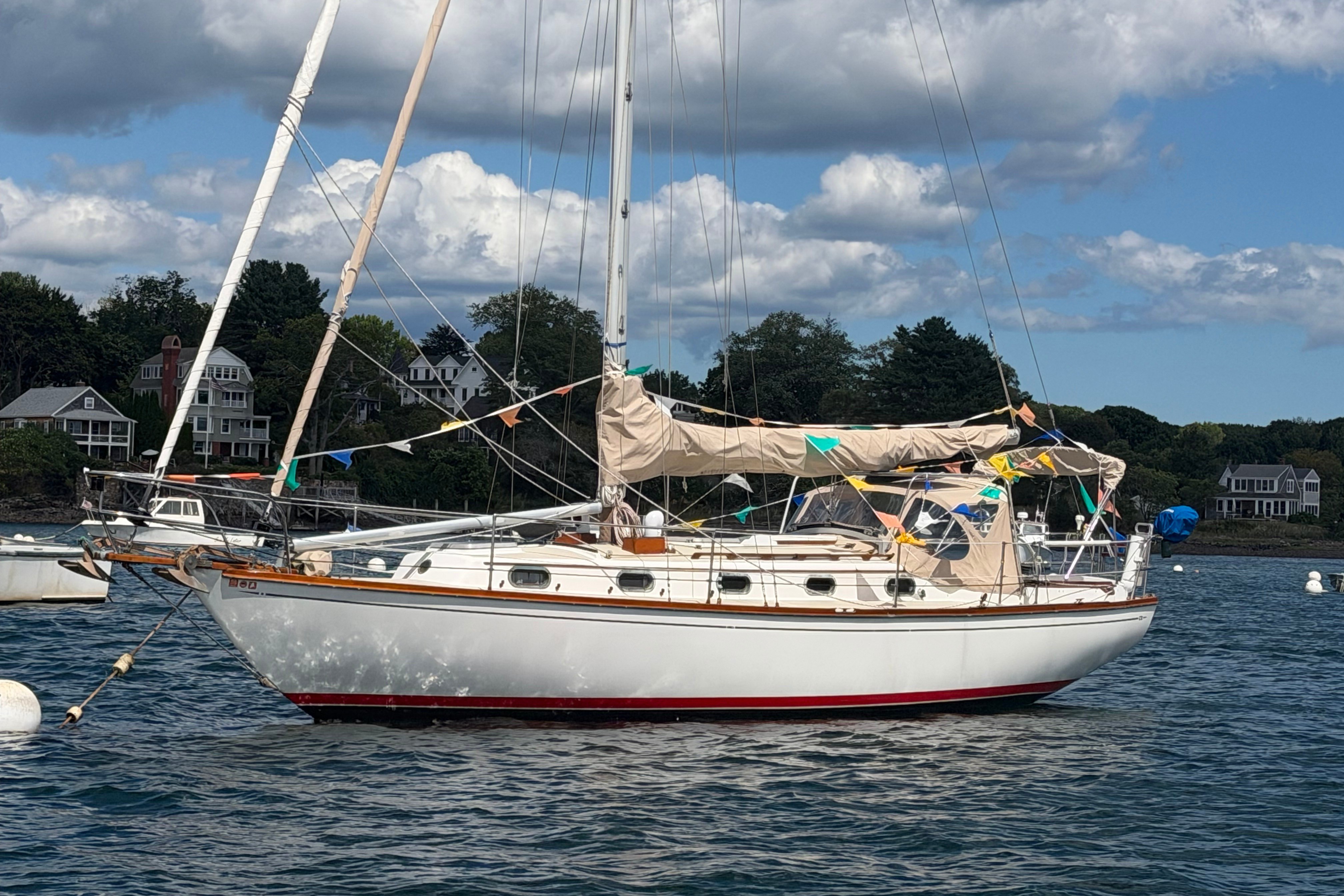 1987 Cape Dory 36 Cutter for sale in Newington, New Hampshire