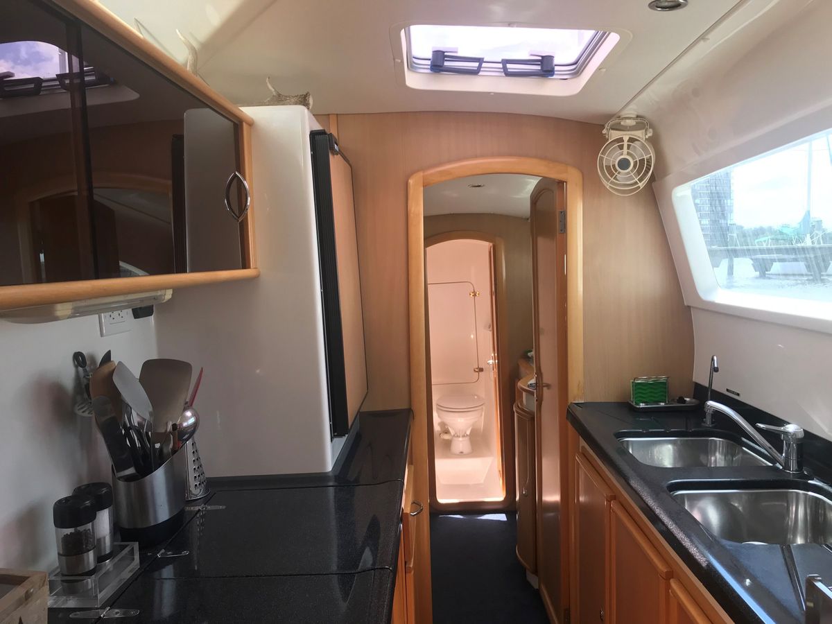 2010 Seawind 1160 Delux