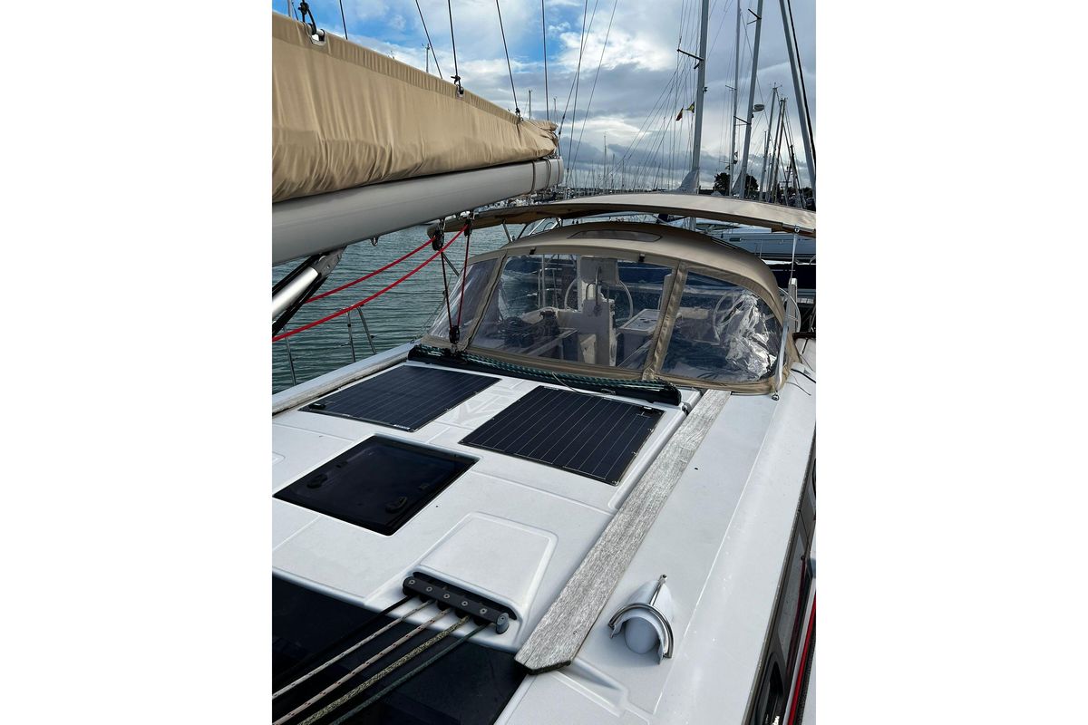 2017 Dufour 460 Grand Large