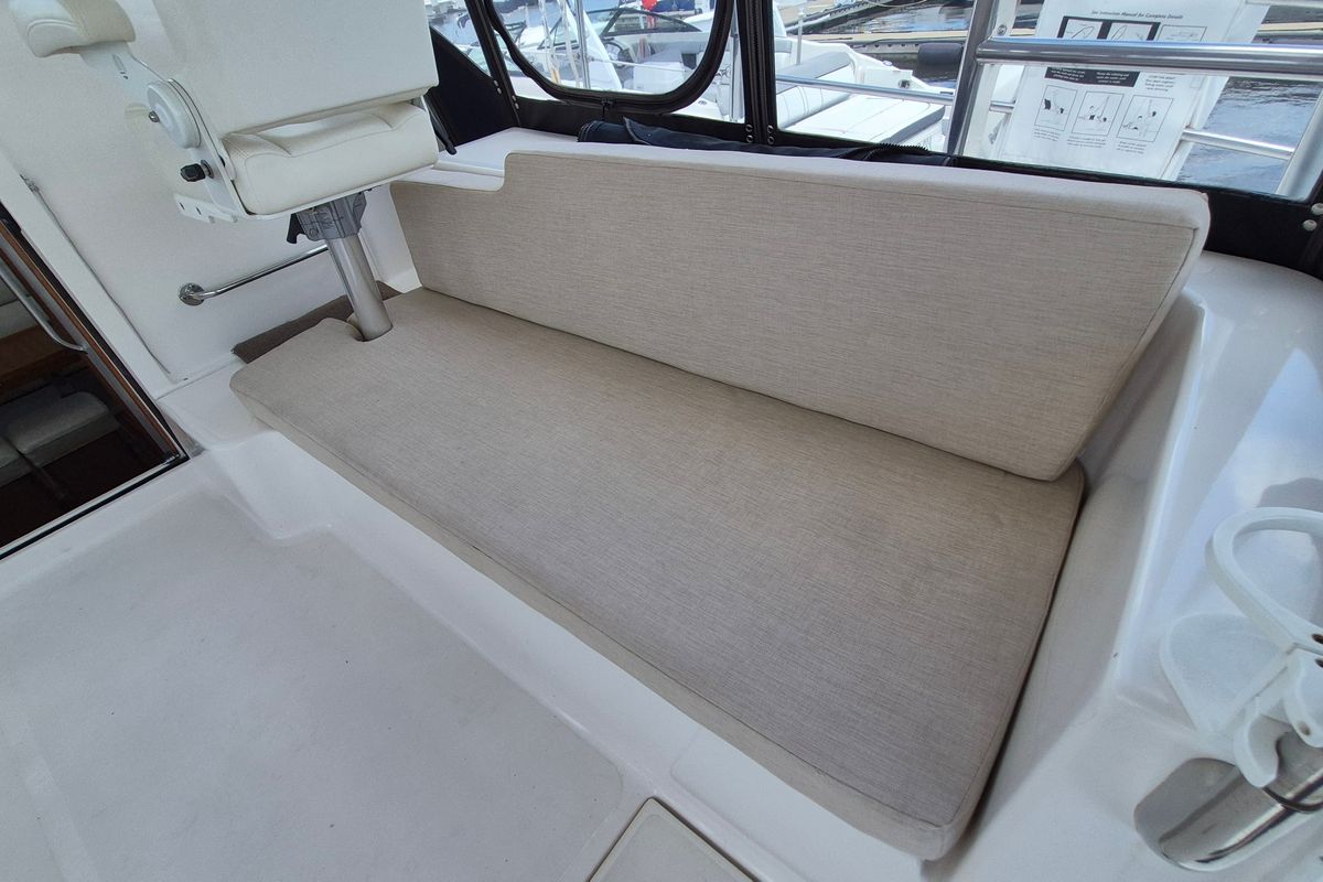 2005 Endeavour 44 Trawlercat