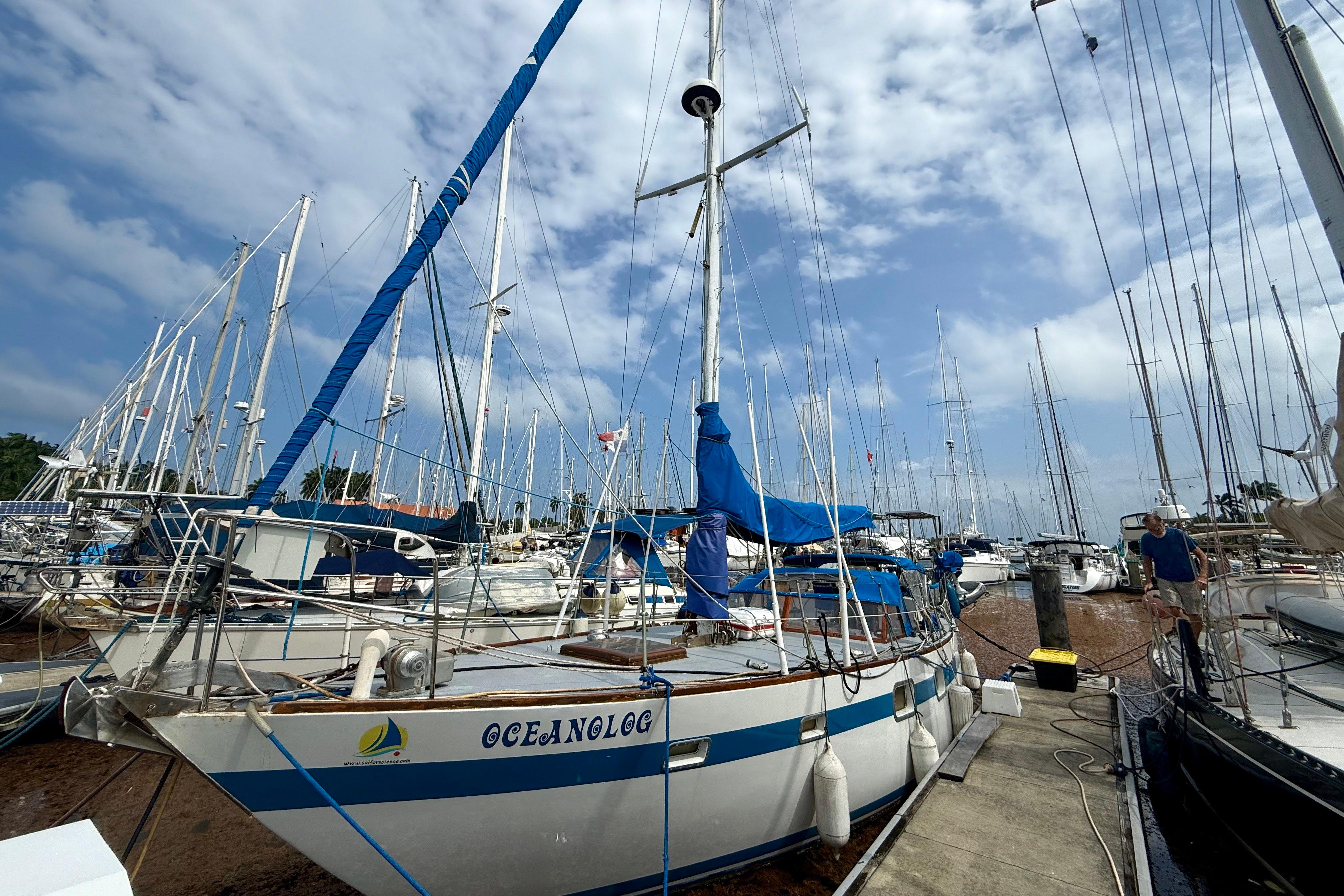 1966 Cheoy Lee Gulf 40 for sale in Cristóbal, Panama