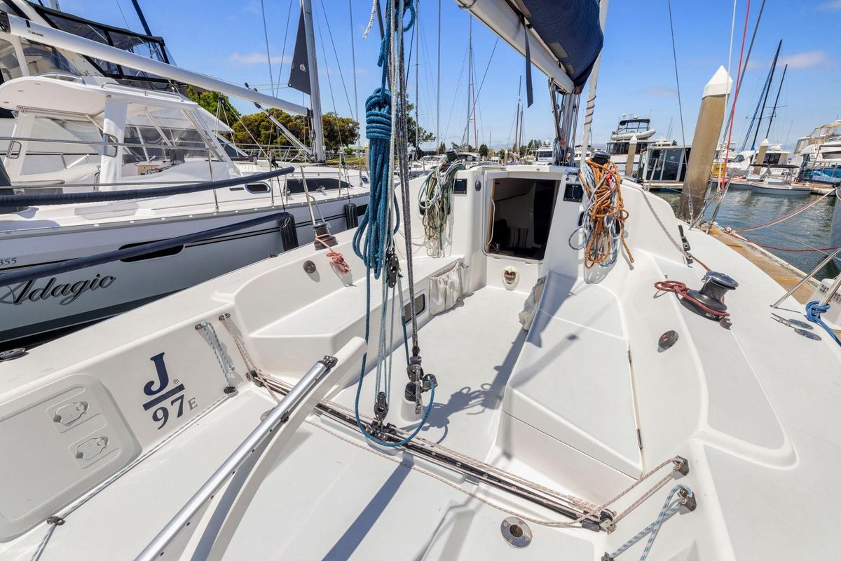 2018 J/Boats J/97E