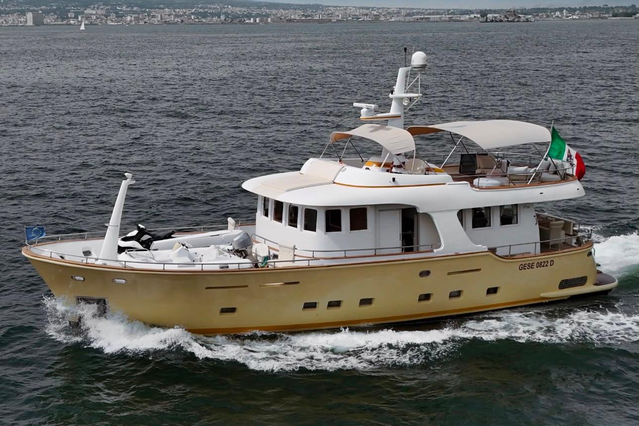 2005 Terranova Yachts 68 for sale in Roma, Napoli, Italy