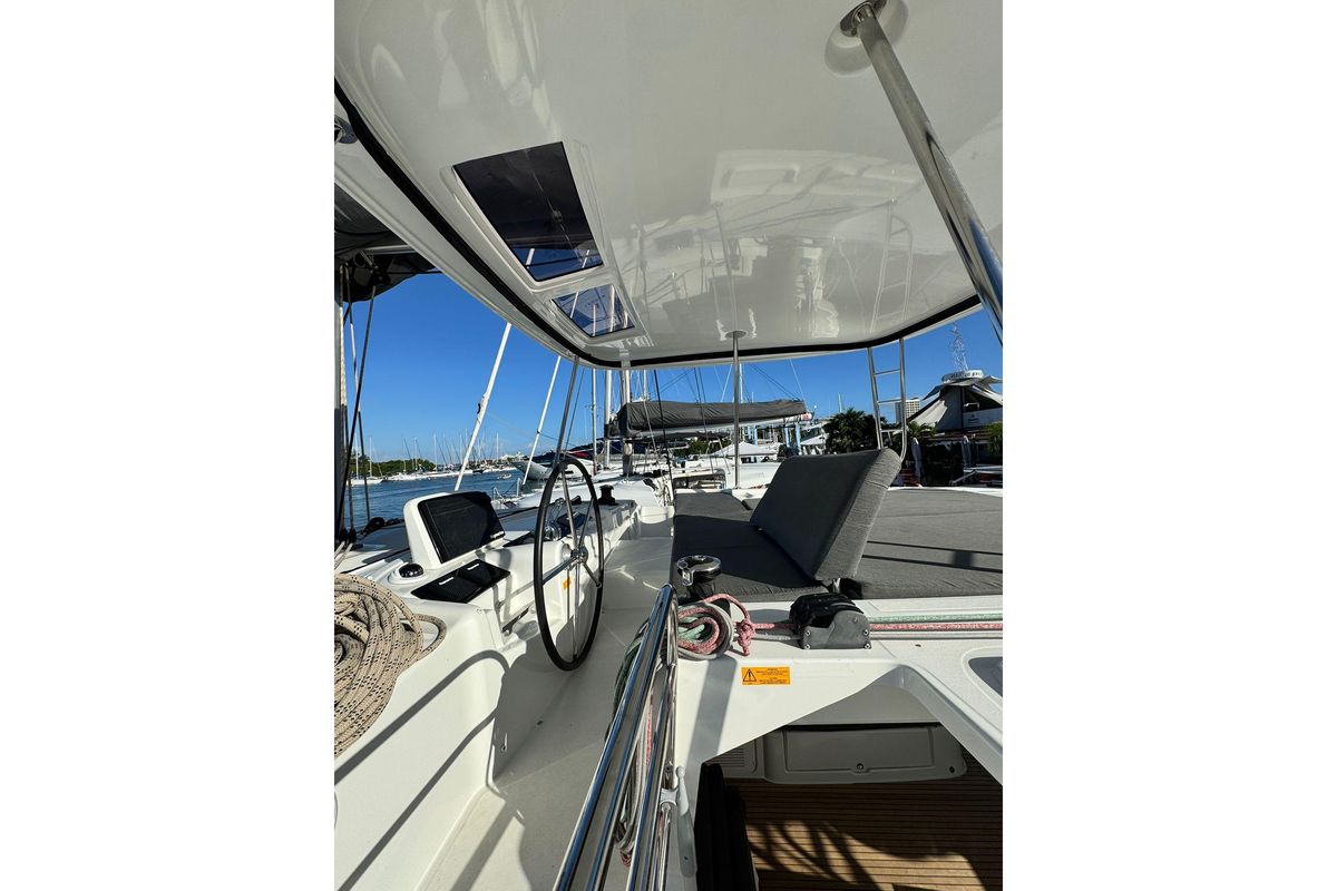 2023 Lagoon 46