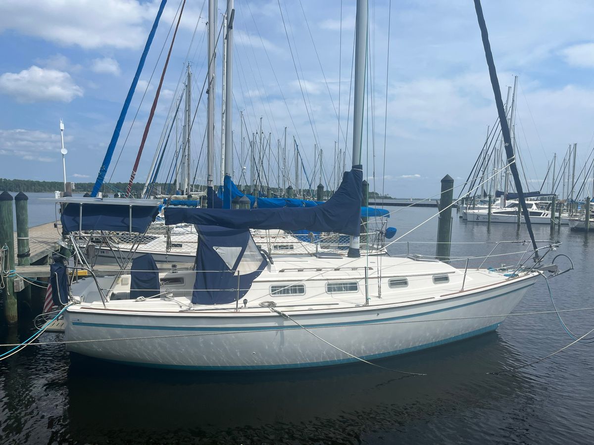 1984 Pearson 303