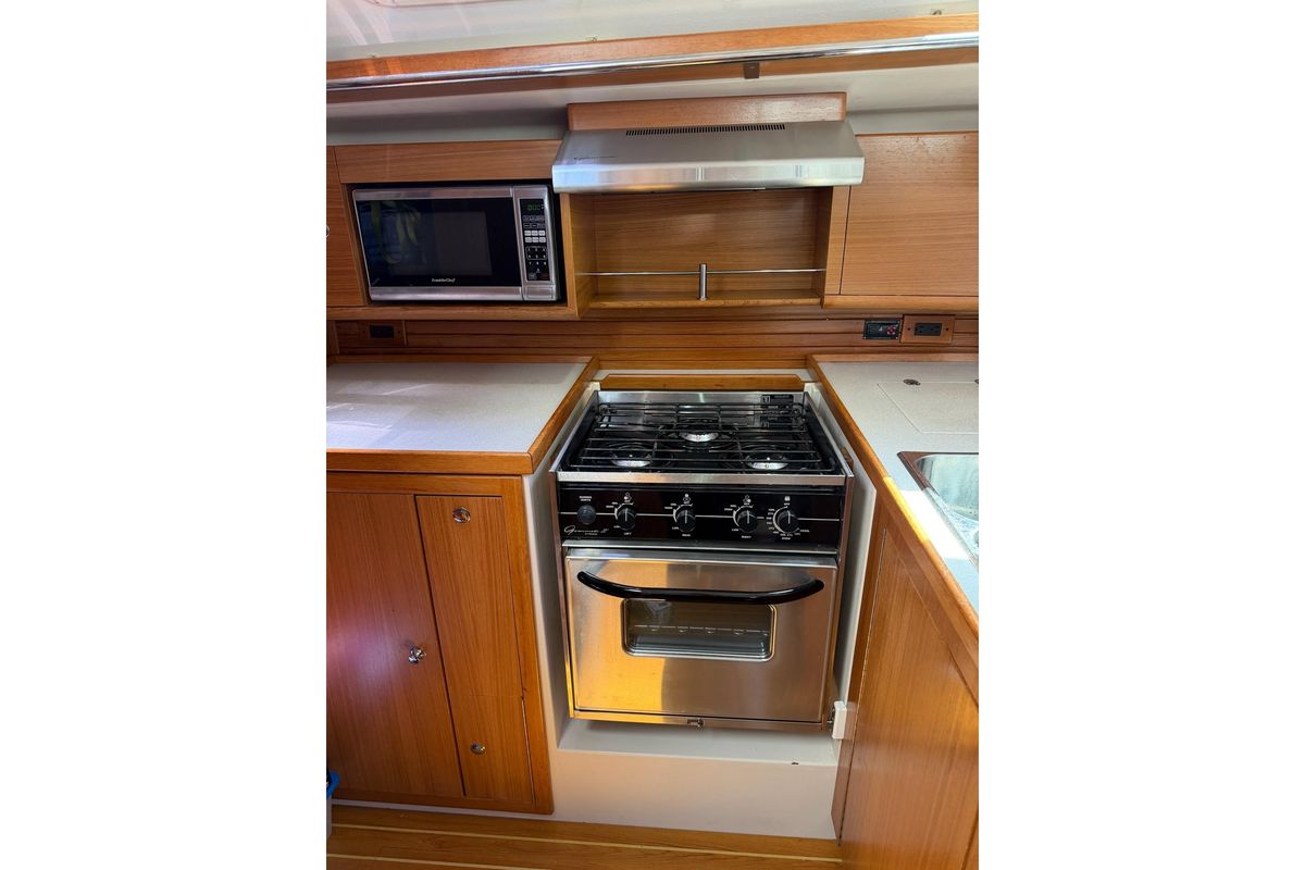 2015 Catalina 445