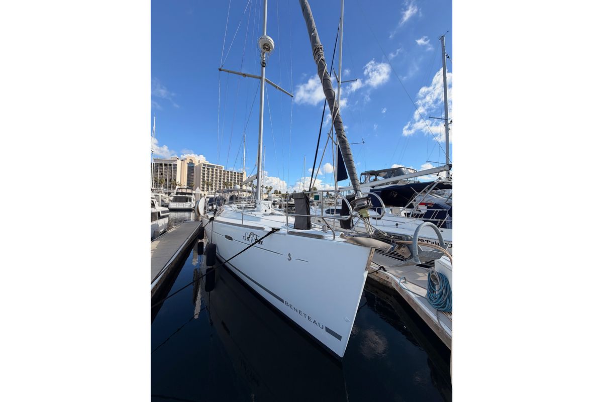 2007 Beneteau 49