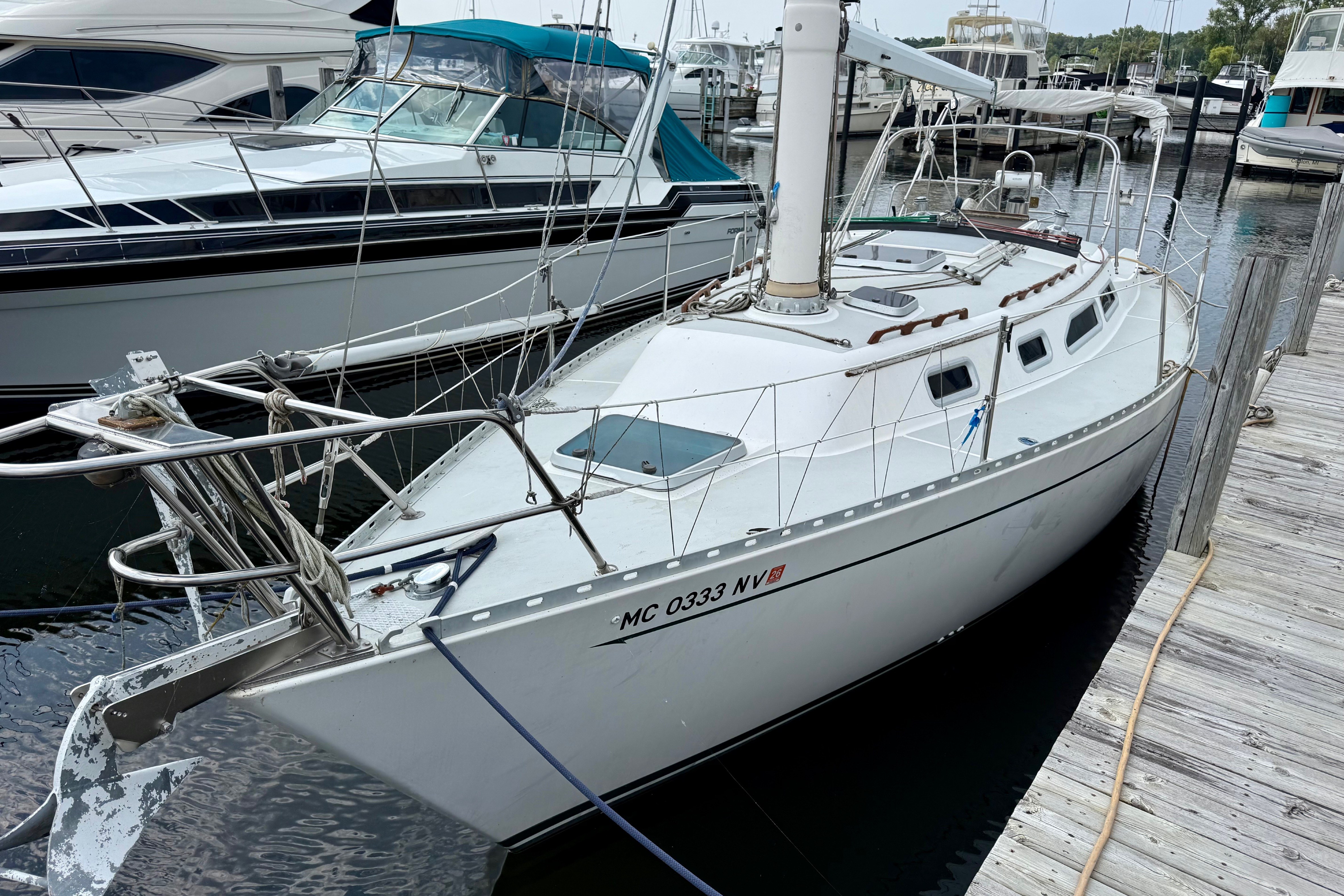 1990 Freedom 32 for sale in Montague, Michigan
