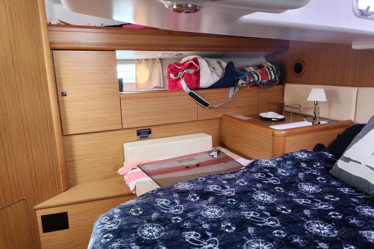2010 Jeanneau Sun Odyssey 45 DS