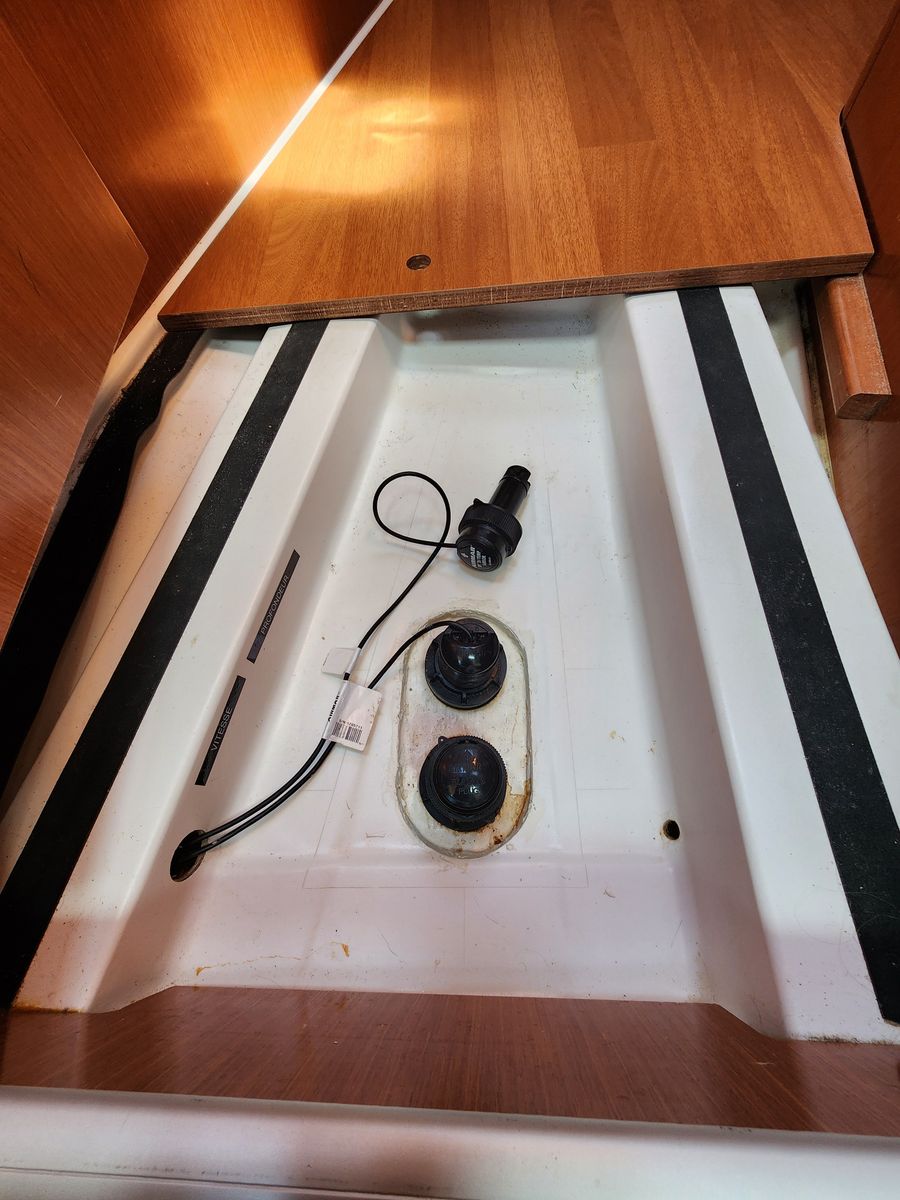 2008 Beneteau 43