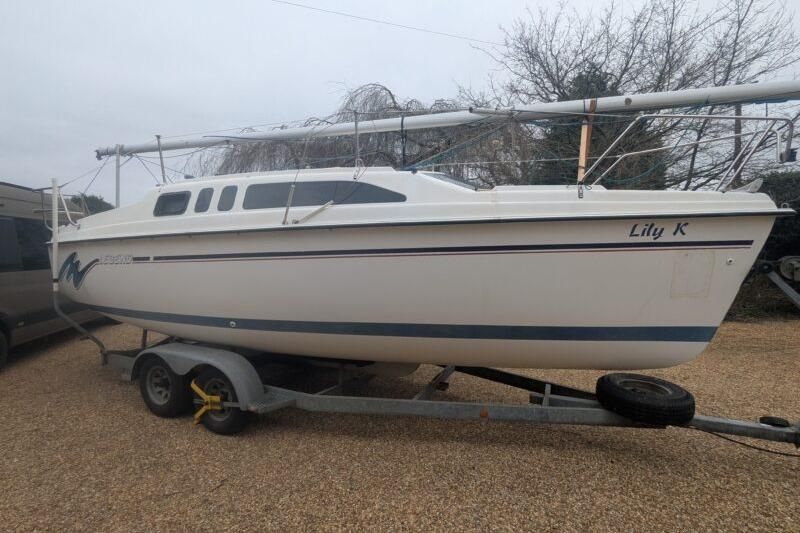 1996 Hunter 26