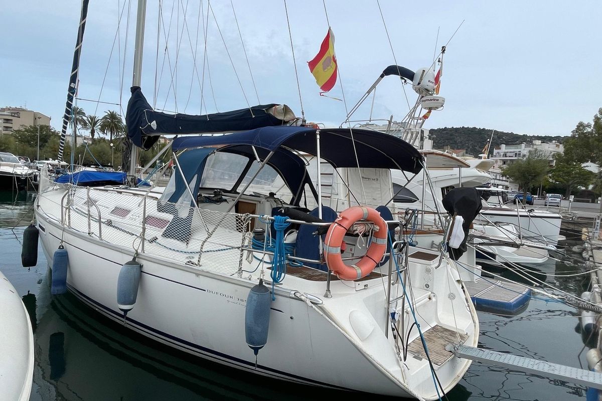 2005 Dufour 385