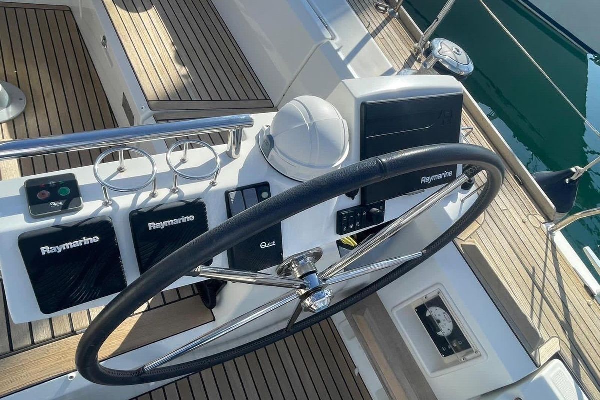 2014 Beneteau Sense 55