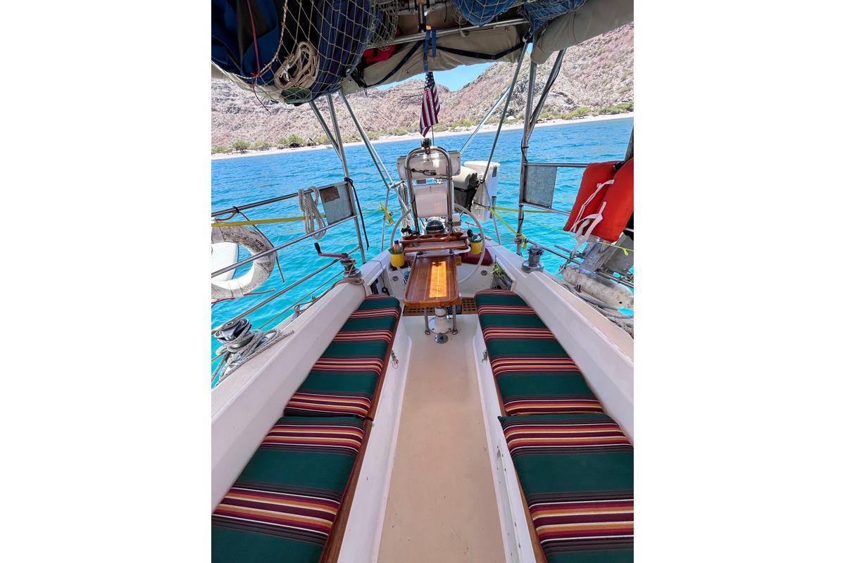 1983 Tartan 42