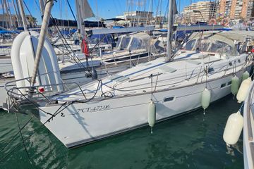 1999 Beneteau Oceanis Clipper 411 Boats