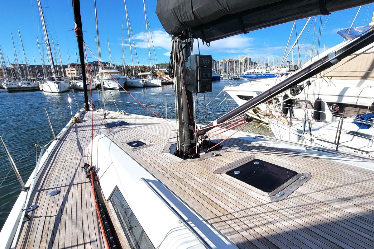 2011 Solaris 44