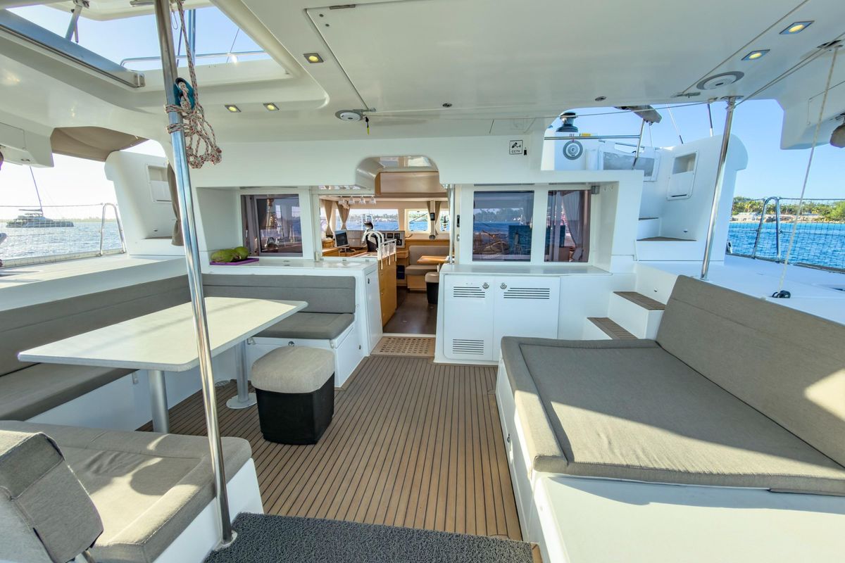 2013 Lagoon 450 F